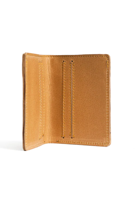 Minimalist Bifold Leather Wallet Light Brown