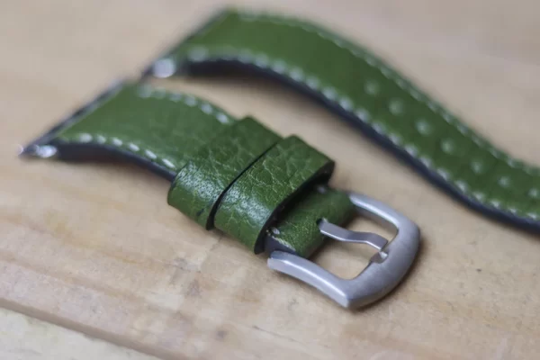 FOREST GREEN ITALIAN MILLED LEATHER WATCH STRAP